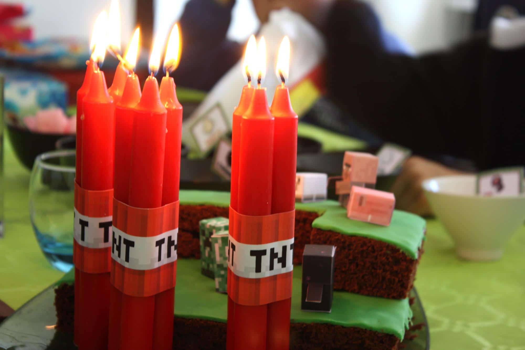 Anniversaire Minecraft – Creepers, pixels et TNT – Guide 